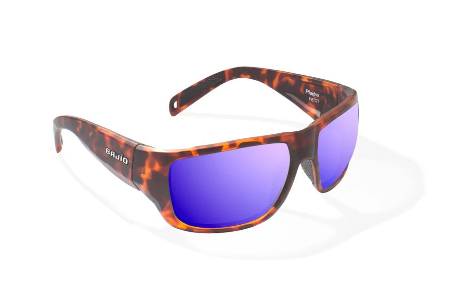 BAJIO PIEDRA | Frame Color: Brown Tortoise Matte | Lens Color: Violet Mirror | Lens Material: Glass Lenses