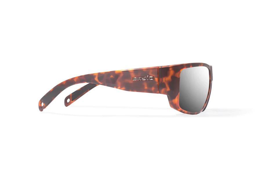 BAJIO PIEDRA | Frame Color: Brown Tortoise Matte | Lens Color: Silver Mirror | Lens Material: Glass Lenses